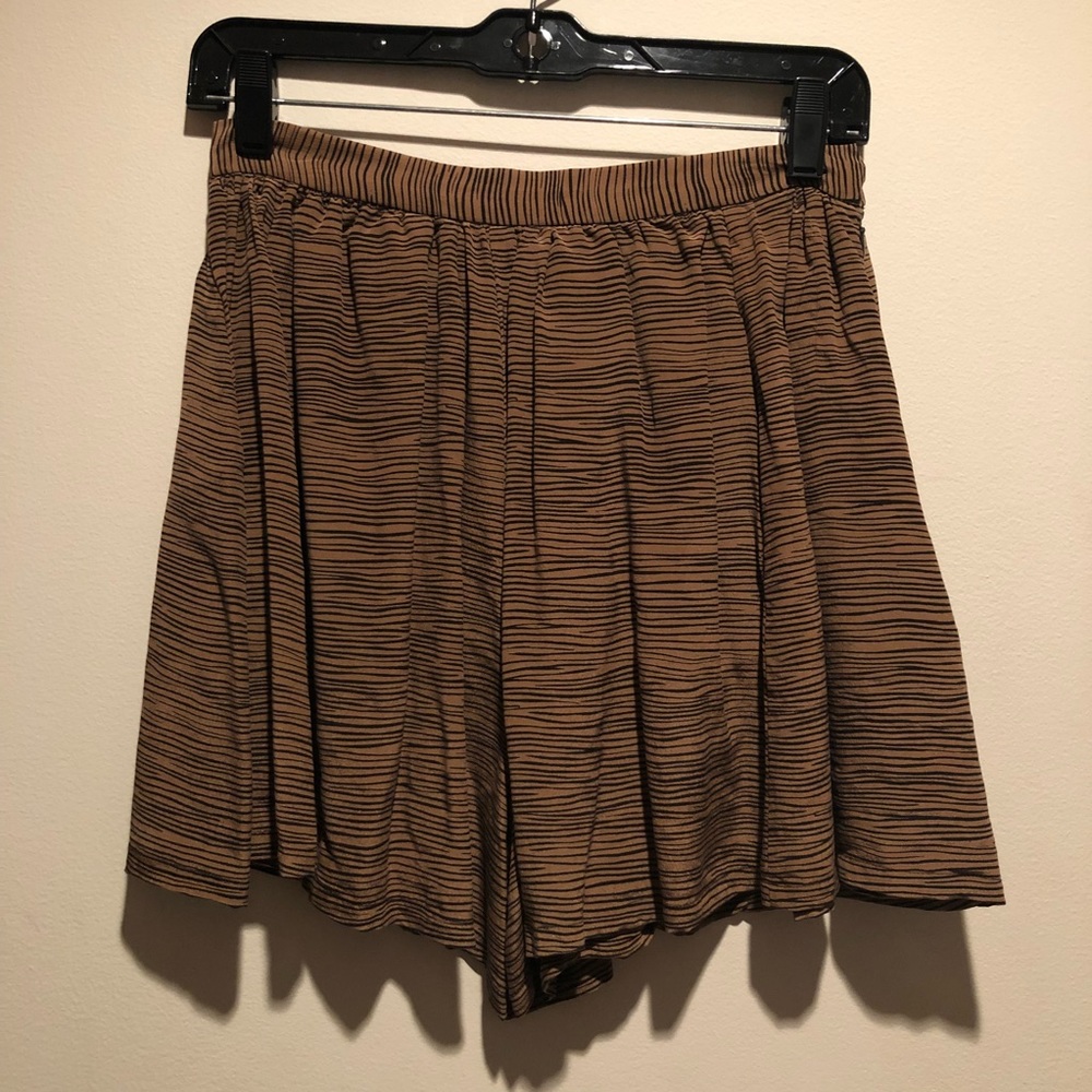 JOIE Silk Marylin Shorts Tiger Stripe Pleated XS